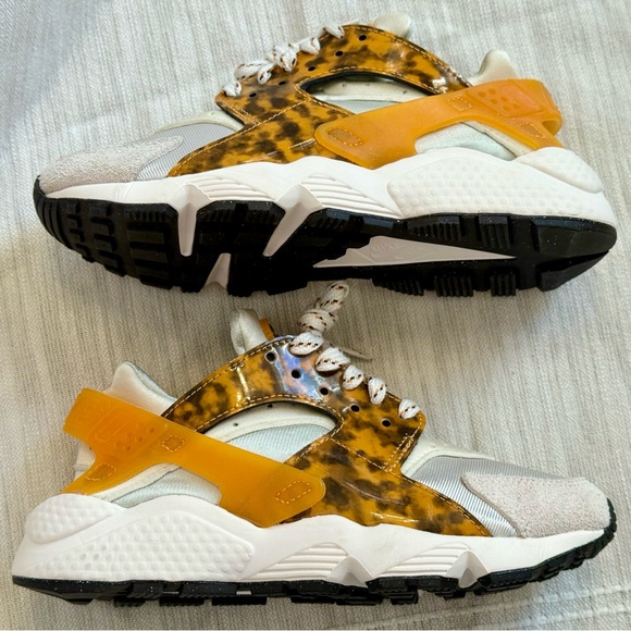 Nike Air Huacrache - Tortoise Shell - Picture 6 of 8